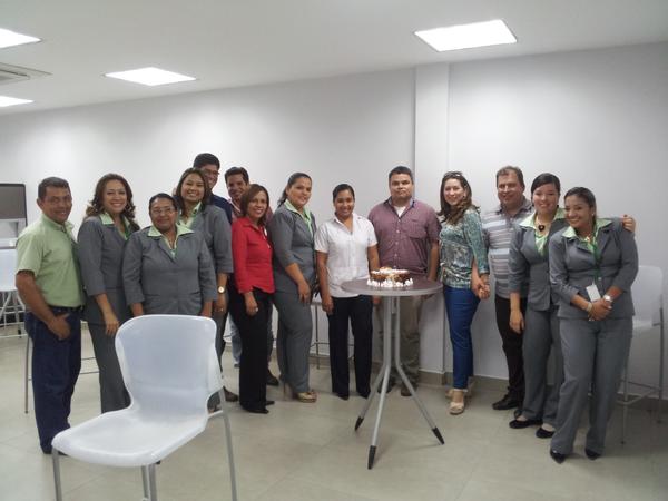 Felicidades a nuestro compañero Honorio Palencia por su cumpleaños! Felicidades!