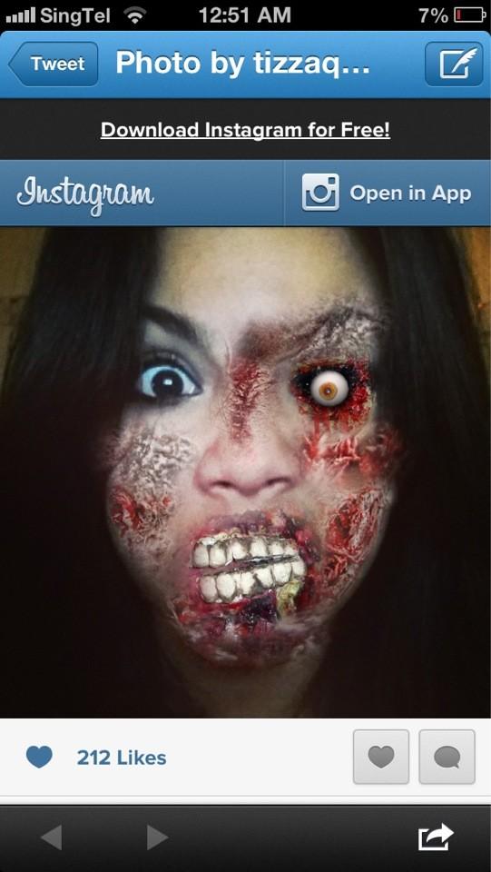TI25AQYAH's tweet photo. GOODNESS HEAVENS BEAUTIFUL“@hidzzzzz: @iamTizZaqyah #tryingnewapp jgn marah... ✌ http://t.co/PsrZyqSi”