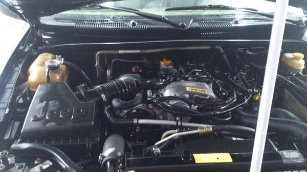 AutoImpecable's tweet photo. Hemos mejorado nuestro sistema de limpieza de motores. http://t.co/vZJgxpYF http://t.co/ZYqfnq4e