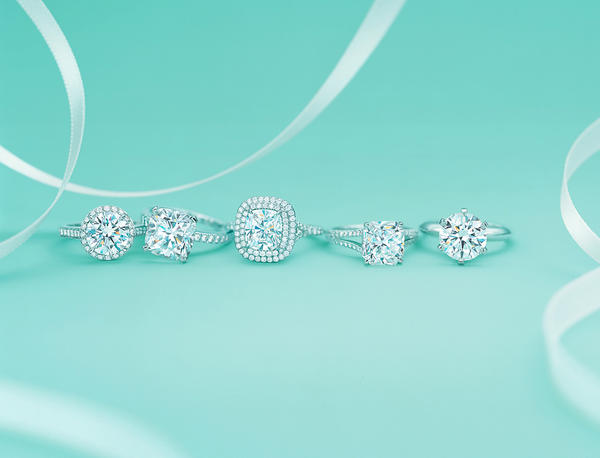 M_Masaryk's tweet photo. Sólo perfección… Sólo #TIFFANY Conoce la inigualable colección de anillos de compromiso de Tiffany. http://t.co/RTCTX0tC