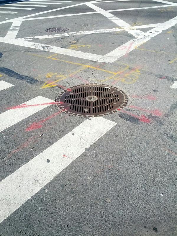 MrRobKash's tweet photo. 20 degrees out and still waiting. #Ninjaturtles will b my pets. #nyc #kash http://t.co/EWSwyhEa
