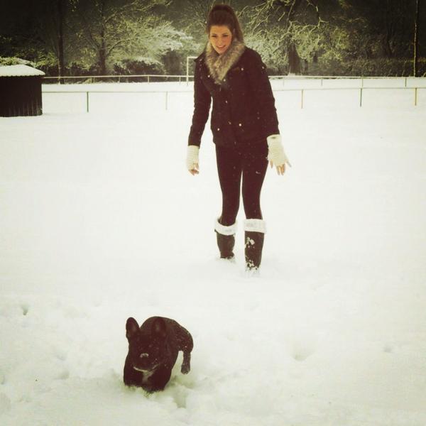 Hughesa13's tweet image. Fun day in the snow with @MissHannahJames and Lilo the dog. #dogsfirstsnowday