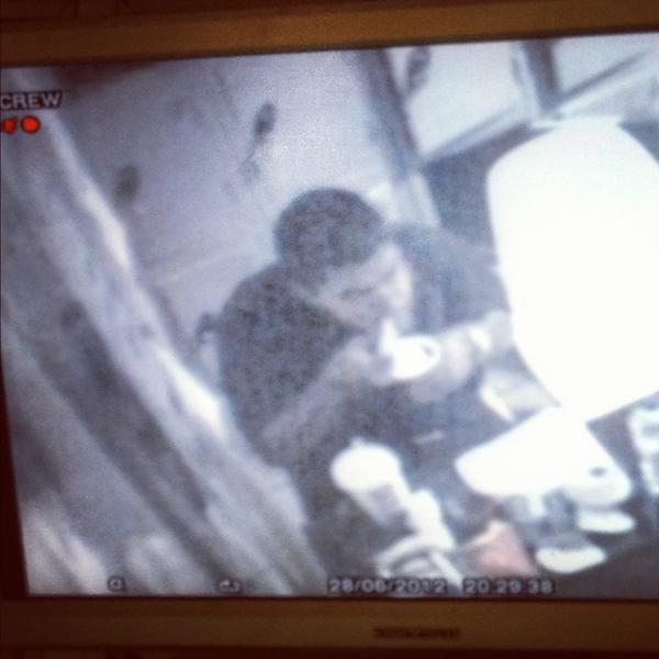 BenIlkay's tweet photo. @Mcds_Probs Getting down right sneaky. No one knows I actually do this haha http://t.co/0TY84QTH
