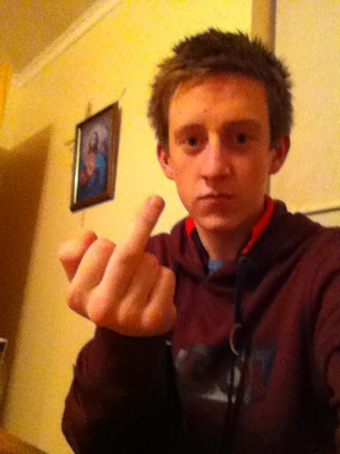 BobbyMagee7's tweet photo. Oh got my snowman done:) #jk #PureSlush http://t.co/Rv4Av7oG