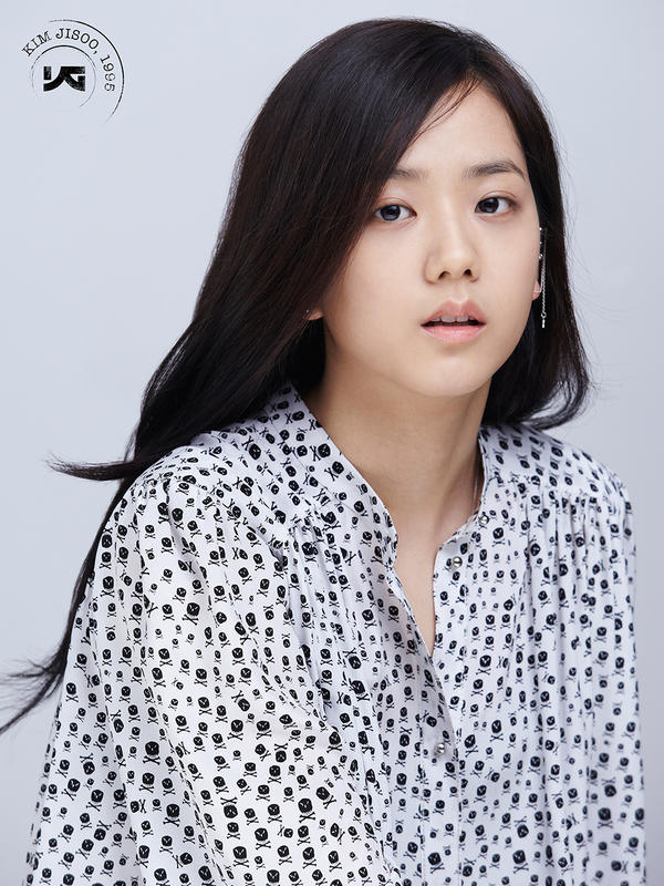 ygent_official's tweet photo. [KIM JISOO 2 – YG NEW ARTISTS] originally posted by http://t.co/cueSjSOu http://t.co/rXU5H9KB
