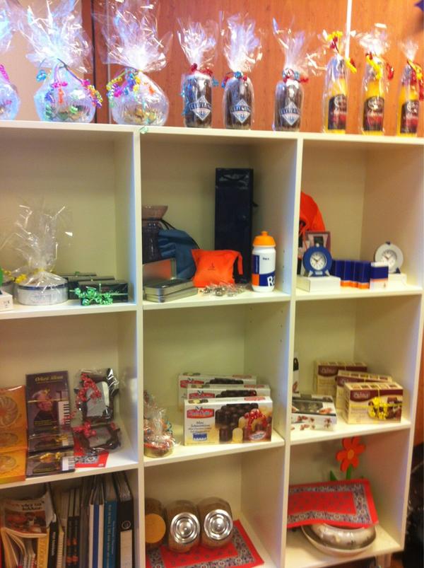 BiancaPranger's tweet photo. En de prrrrrrrijzen!!!! Bingo @RaboSTOS http://t.co/VExi5kMr