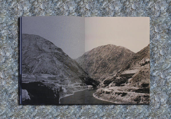 RegisTosetti's tweet photo. See how Kirghiz artist Anatoliy Kolesnikov made a BIG BANG with a mountain! TETATET#2��BOOKLAUNCH
http://t.co/KrT8ClxZ http://t.co/mg8AQZPf