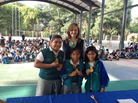 Premiación a los deportistas de Educación Básica de Ecomundo