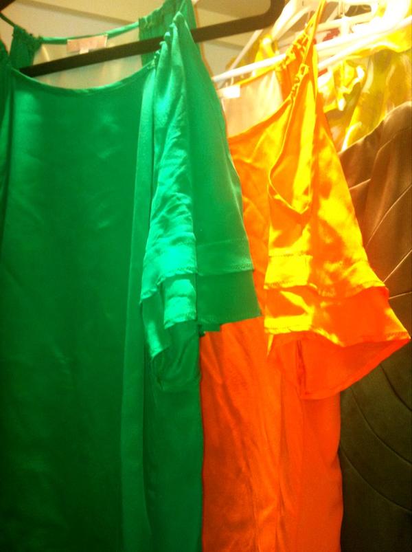 jade_briana's tweet image. As I'm going to through my closet I realize I just can say no to Austin Lorin. #boughtthesamedress #differentcolor