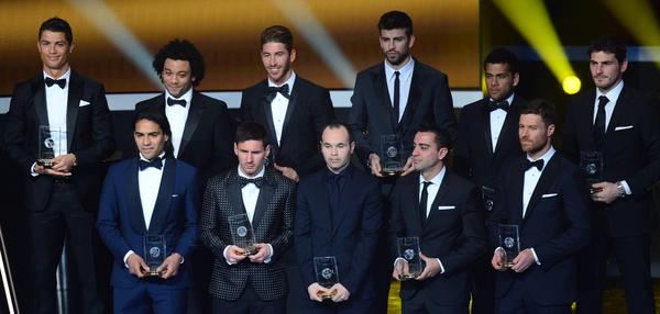 DiarioOle's tweet photo. Mirá el #equipoideal2012: http://t.co/1ggG11Wi