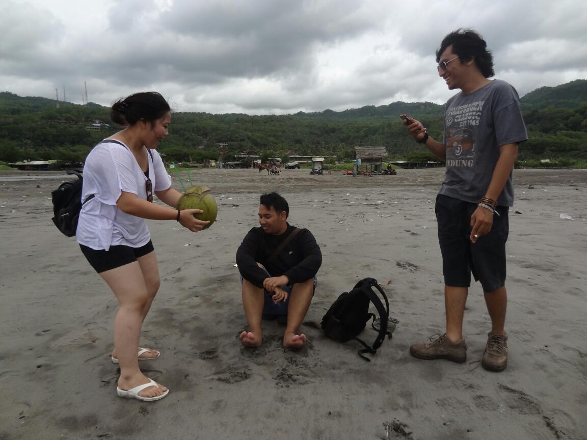 quliah-alfendah-on-twitter-celebrating-siison-s-22nd-birthday-gada