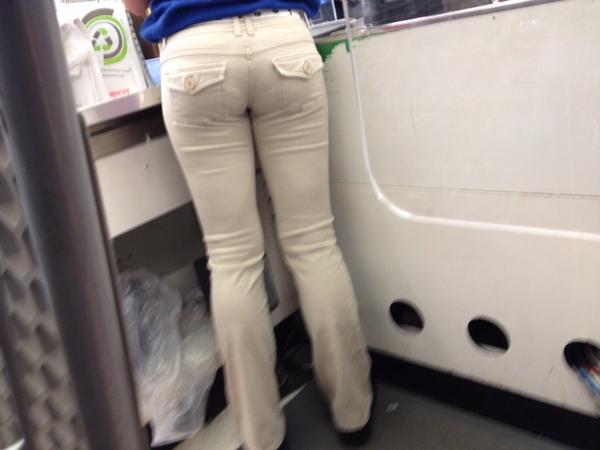 Mlr0911's tweet photo. @CreepShot @CreepShots1 @CreepFan @CreepBJ working the wise market! Part 2 http://t.co/5K3Mu4F0