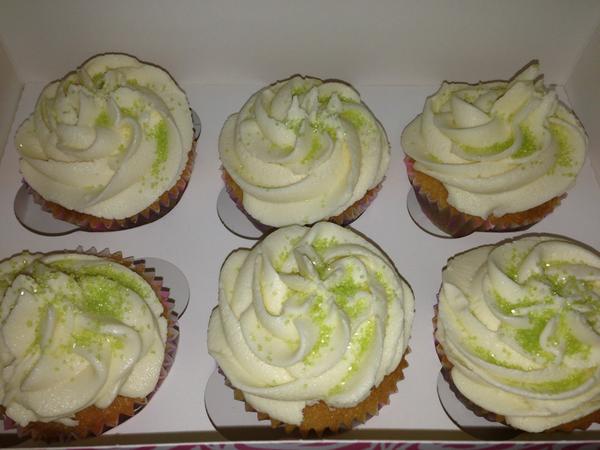 SinfullyD's tweet image. If you think cupcakes are for kids think again. These baileys cupcakes are for adults only :-) #b2bhour