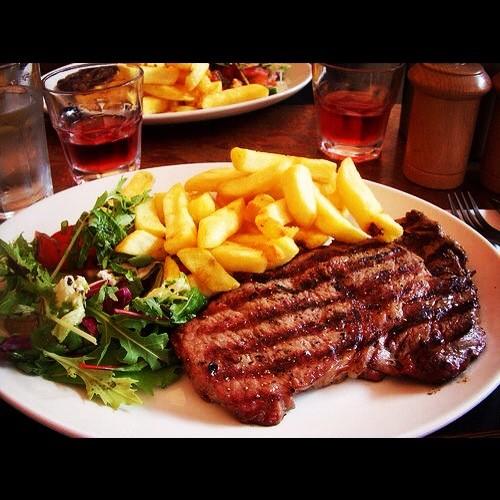 ValerianTerTon's tweet photo. Brunch!! Biggest http://t.co/KbgPVBnQ