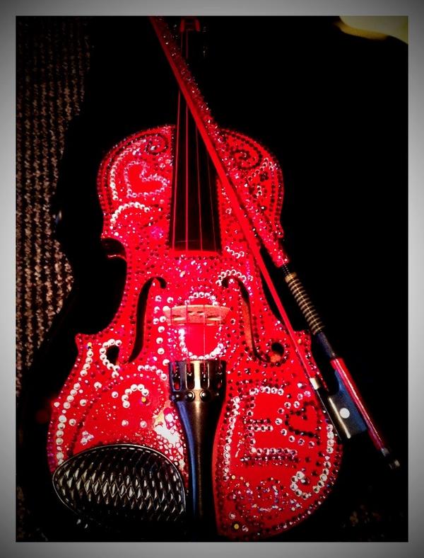 caitlinbird's tweet photo. Leslie, this is a priceless gift to me. I can't wait to show this baby off.  Changed my life!  http://t.co/X2pG93VK http://t.co/PlaiuR1w