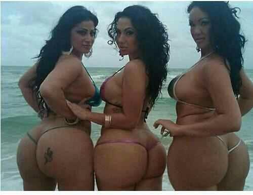 _BIGBOOTYHOES's tweet photo. 3 Sexy brazilian female with the biggest ass ever http://t.co/YAuA1I3b