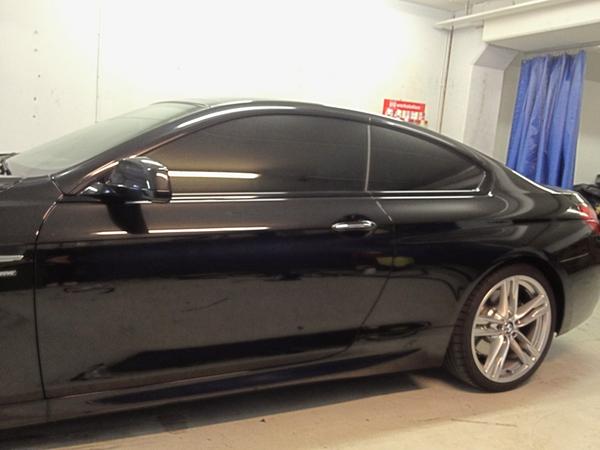 automatrixoy's tweet photo. Sometimes you just have to hide! http://t.co/f8VXrrqu