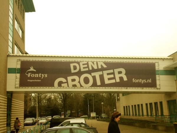 #Fontys denkt zeker groot! Februari start Fontys met afstudeerders op platform #mysuswo! @janssenj61 en <a href="/cjwbosmans/">Jan Bosmans</a>