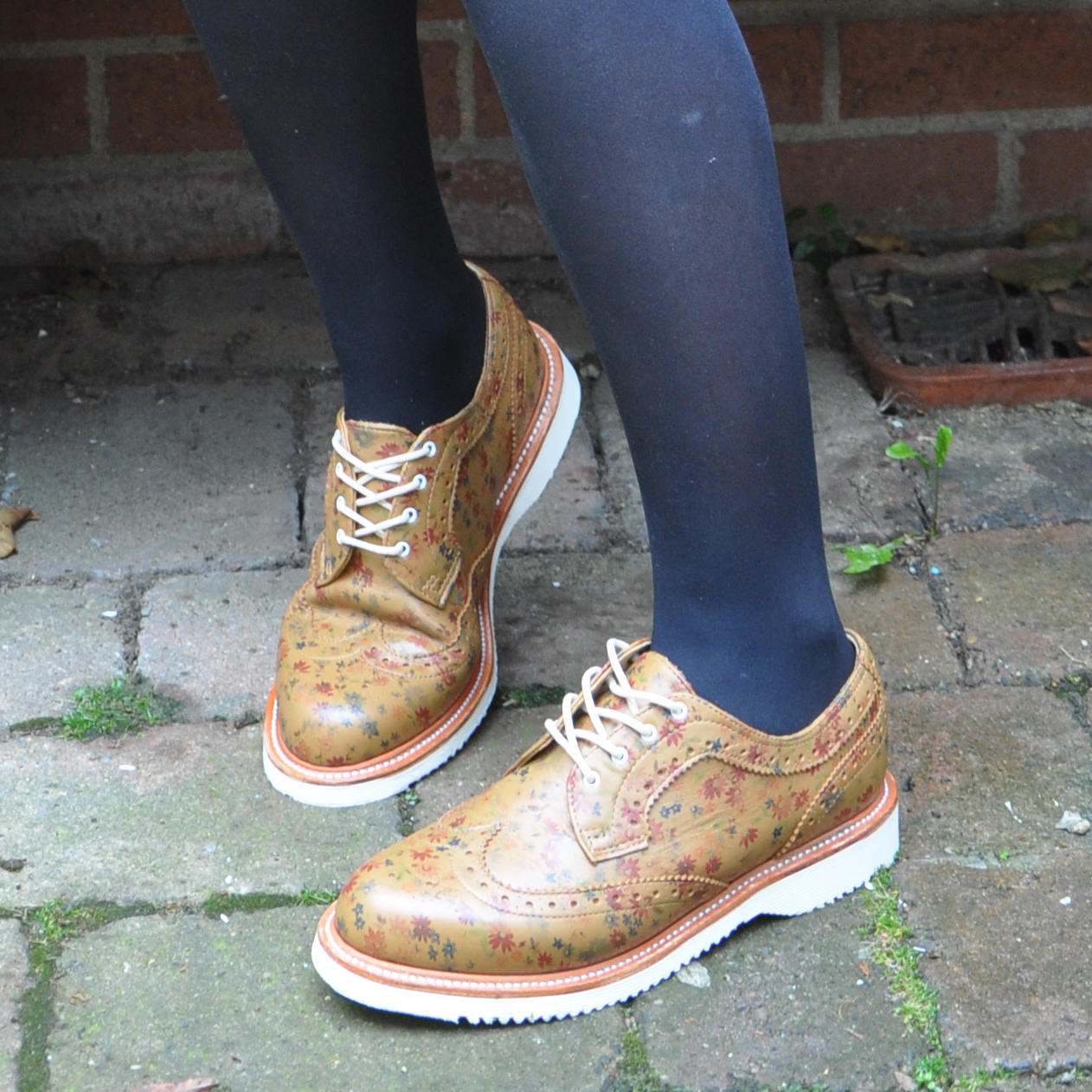 Dr. Martens on X Dr. Martens Joyce shoe 4 eye leather brogue UK EU http t Oyn9racr US Int http t e5oUOcJy http t cv2p70tG X