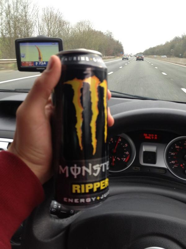WhichWayy's tweet photo. Look what i found waiting for me in the car. #Priorplanningpreventspisspoorperformance. http://t.co/WmbETPFg