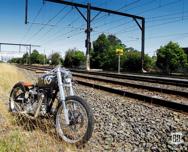 88CycleCo's tweet photo. Testing photography locations. 1965 #Triumph Bonneville 'Bobber' by @88CycleCo #lifeontwowheels http://t.co/BA7GAW0o