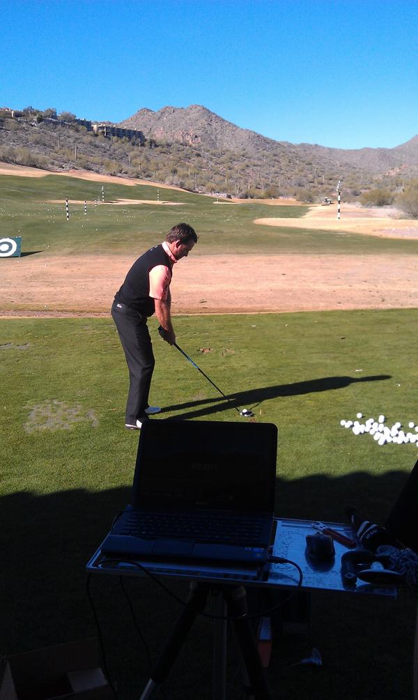 SunRidgeCanyon's tweet photo. 2010 U.S. Open Champ Graeme McDowell testing some new equipment on our range today! #GMAC http://t.co/xV5NoaQp