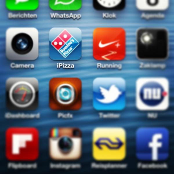 dominospizzanl's tweet photo. Dit is dé (gratis) Domino’s  app waarmee je bestellingen kunt plaatsen bij alle vestigingen in NL! http://t.co/UtVkYnZ4 http://t.co/HcVpJB8I