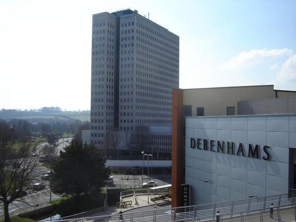 TOWI Hemel Hempstead tweet media