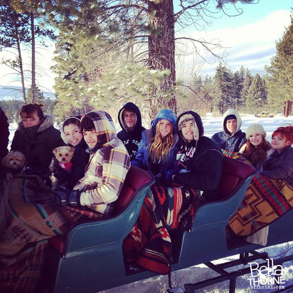 LinethAbc's tweet photo. And family sleigh rides… http://t.co/DNVZCatr