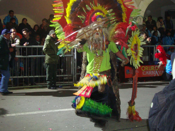 OruroCarnaval's tweet photo. http://t.co/gJhVzwu6