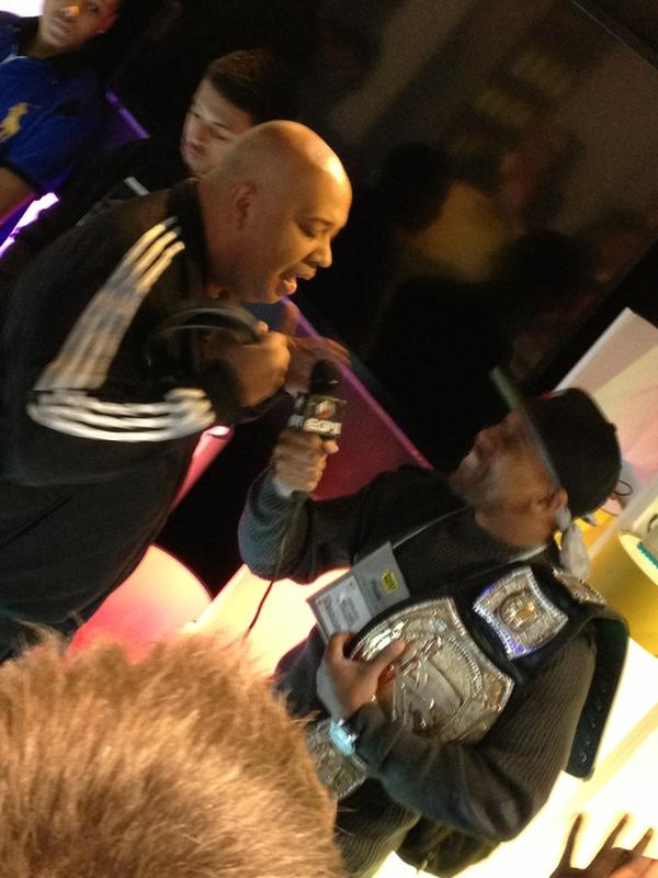 nissim's tweet photo. It's like that! #revrun #2013CES #jabra #rundmc http://t.co/ViYSaDUU