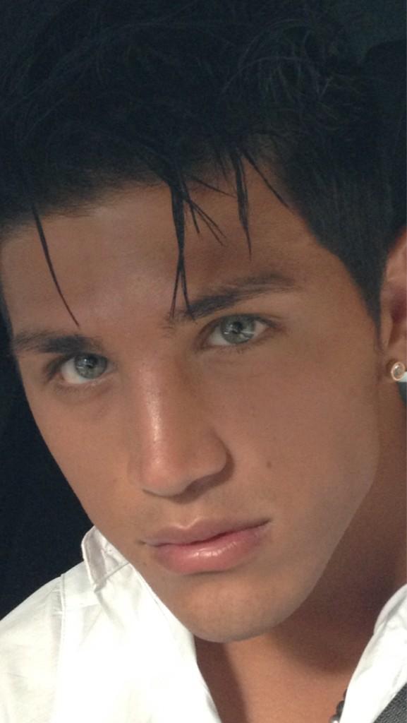 DiazRodri456's tweet photo. http://t.co/OB5t1SVW