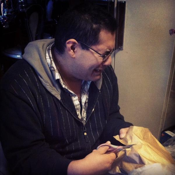 theaztecinc's tweet photo. #cuttingforjustin or is it #cuttingforbeiber? Well I'm #cutting too! I wanna join! http://t.co/Lg20UeVT