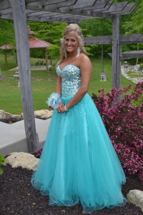 Pageant and Prom (Dress_Resale) Twitter