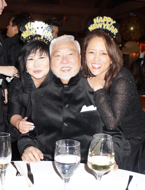 SoniaEte's tweet photo. My Friend Soogie and "Papa" at the Crustocean for New Years Eve-Amazing!!! http://t.co/YtrizyBm