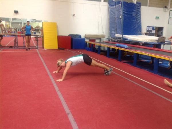 AustralianAths's tweet image. Kim Mickle demonstrating to the #U19Summercamp multis and hurdle athletes @wais #givingback #alwaysdoes