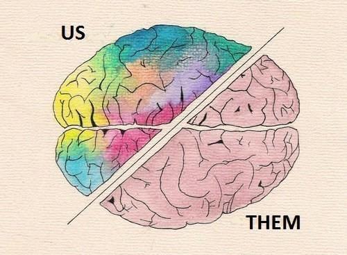 KoreaMx's tweet image. Us #kpopers y them #losdemás :)