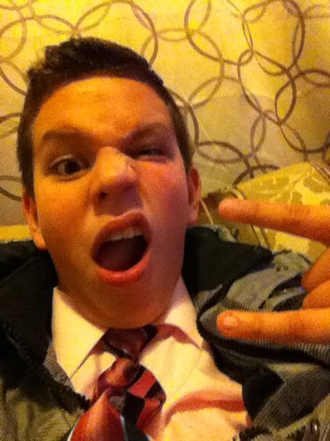 daymonfernandol tweet picture