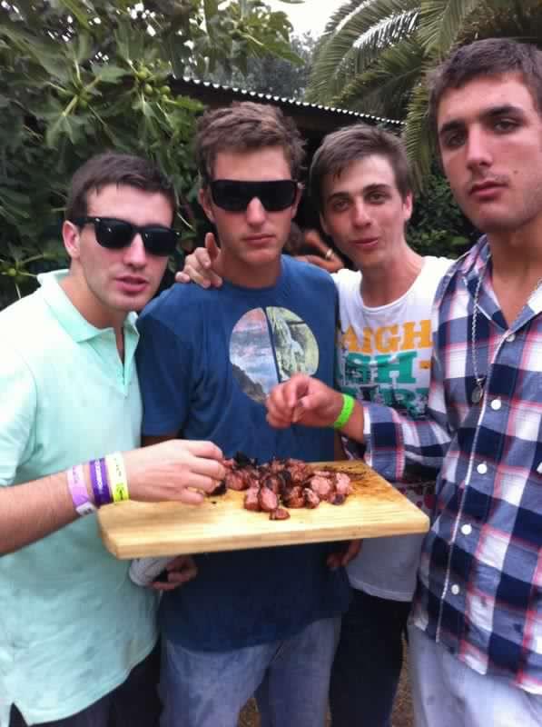 La Emboscada tweet media