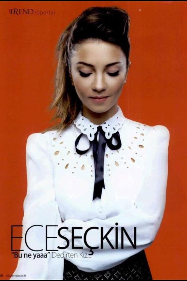 EceSeckinCom's tweet photo. ''#BuNeYaa dedirten kız'' http://t.co/UPCAzr56
