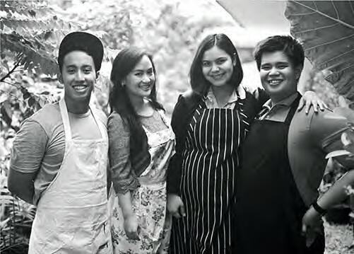 CooksAffair's tweet photo. Cook @adith1801 @mithahaha @serradella &amp; @yudabustara on HerWorld Indonesia December 12 Issue http://t.co/VLBC9TGO