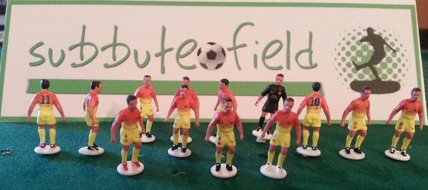 SubbuteoOficial's tweet image. FC Barcelona Away 2013 #Subbuteo handpainted team goo.gl/2aI9U