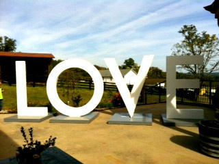 myLoVEsign's tweet photo. “There are bad times, but thats okay, just look for the LoVE in it, don't burn the day away.”- Dave Matthews #LoVE http://t.co/RHJIxoLh