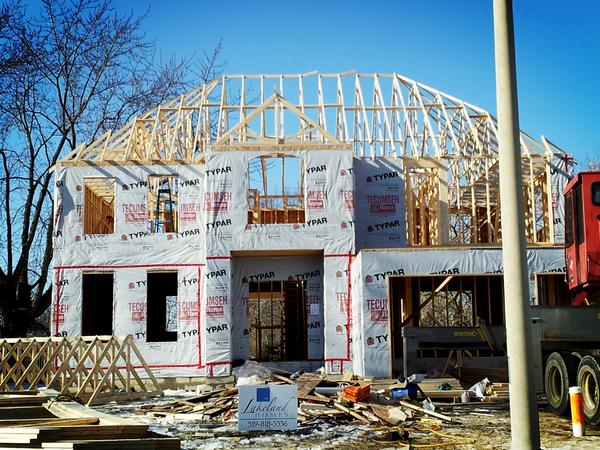 Roof is almost up, movin along #likeaboss