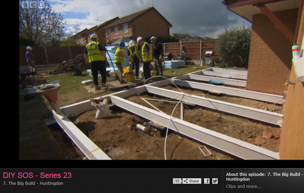 Quickbase1's tweet image. 16 x 4m piles installed, beams in place and awaiting grouting @diysos Big Build Huntingdon #BizRT