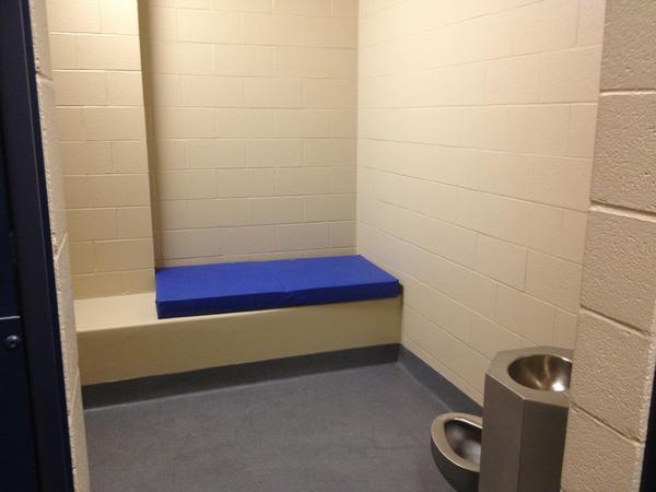 OhHartford's tweet image. New cells at the new Public Safety Complex. Blue mats will not be included #NotComfortable #Hartford