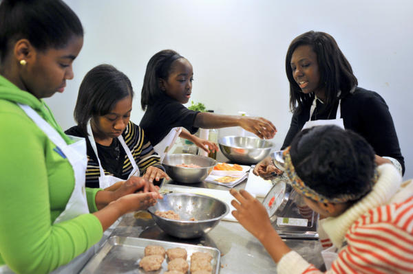 JSEdmunds's tweet photo. Cultivating nutrition-literacy and enjoying good eats at @CityCookhouse. http://t.co/Rfv6xJcw