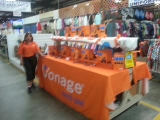 PapaMike54's tweet image. @PapaMike54 @vp1801 
Happy people doing good things #vonagesales