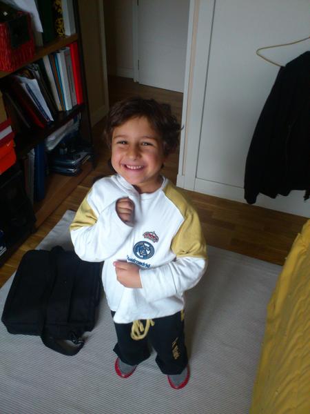 Limones24's tweet photo. HALA MADRID! http://t.co/BILu11Wd