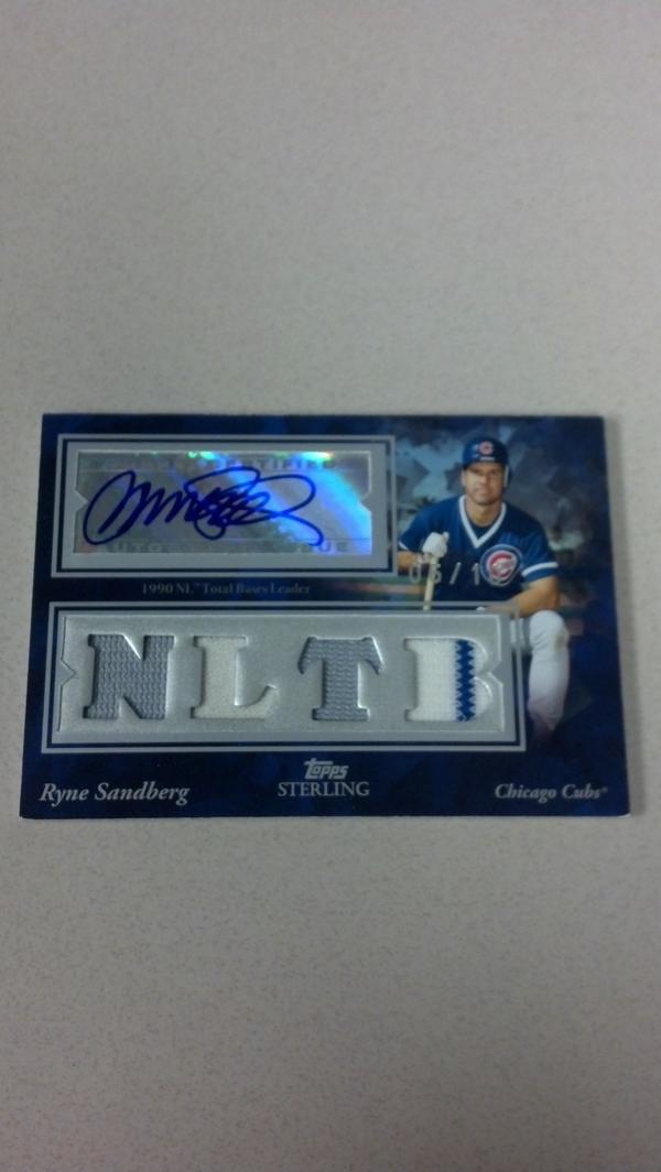 Topps's tweet photo. Looking more and more like Ryno auto/relic giveaway! 276 @Cubs vs 161 @Whitesox http://t.co/c7LKFHTo
